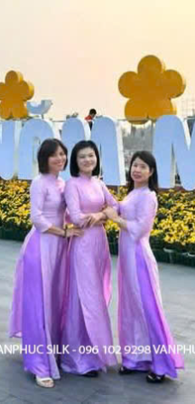 Chị Giang , Giáo Viên