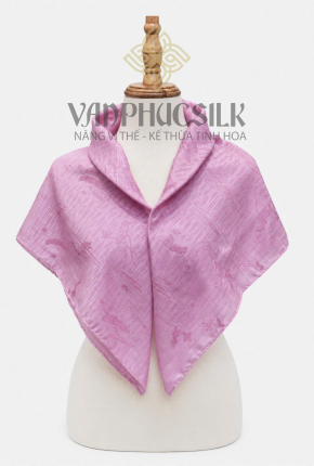 Khăn vuông lụa vân cổ  Hạ Liên 