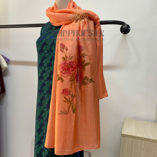 Khăn lụa vẽ nghệ thuật Hoa Hồng