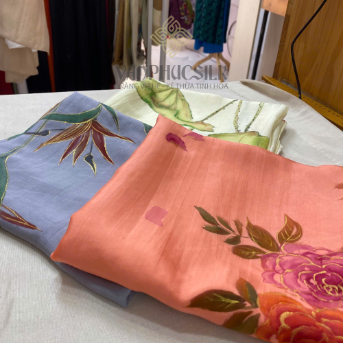 Khăn lụa vẽ nghệ thuật Hoa Hồng