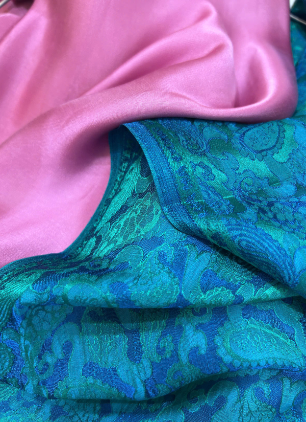 Satin Khổng Tước Xanh Ngọc Lục